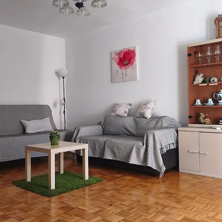Irene Apartment *