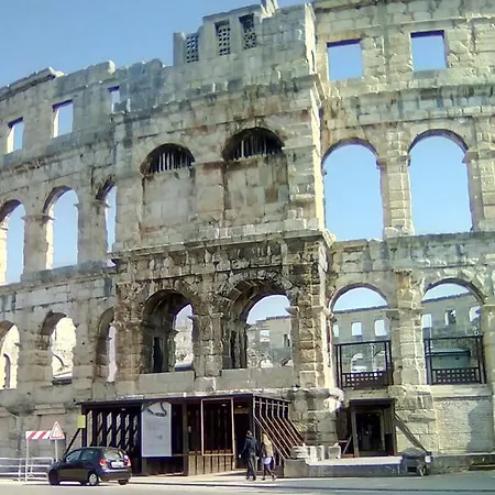 Апартаменти Irene