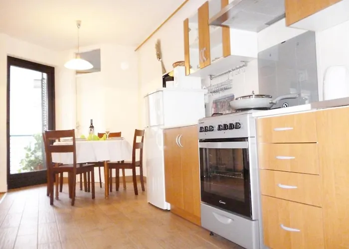 Irene Апартаменти *